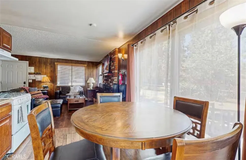 665 Metcalf Big Bear Lake, CA 92315