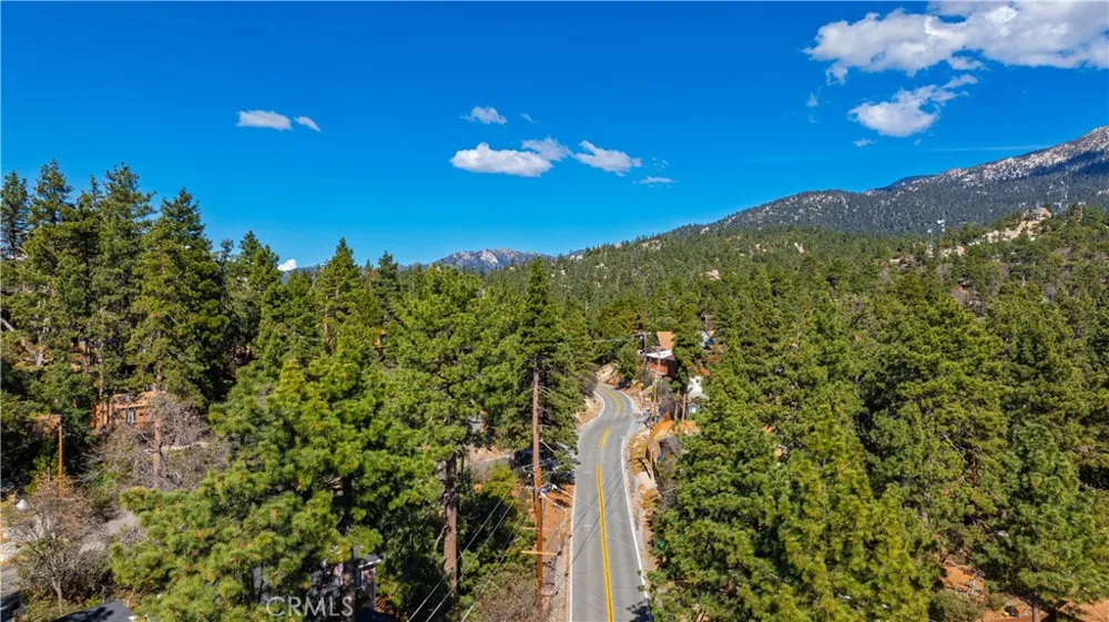 1 Mountain View Drive Idyllwild, CA 92549