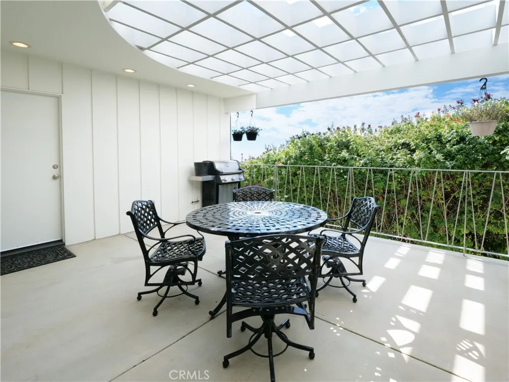 43 Oceanaire Drive Rancho Palos Verdes, CA 90275