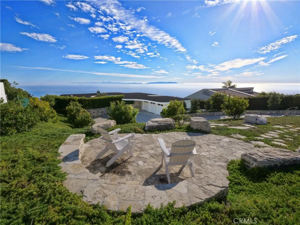 43 Oceanaire Drive Rancho Palos Verdes, CA 90275