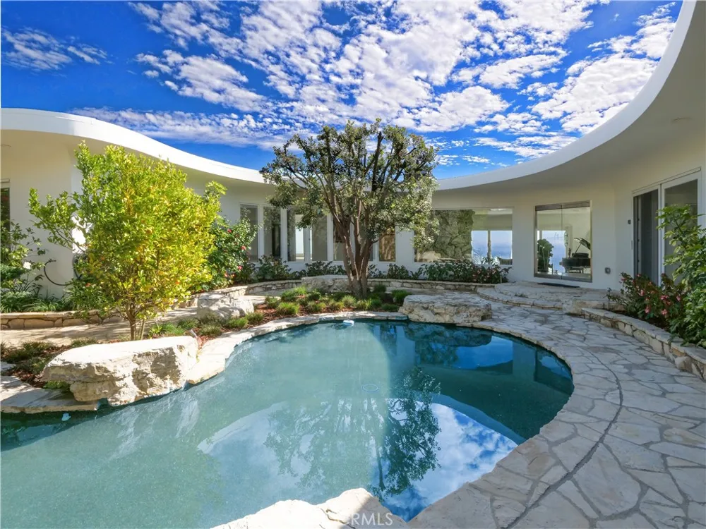 43 Oceanaire Drive Rancho Palos Verdes, CA 90275