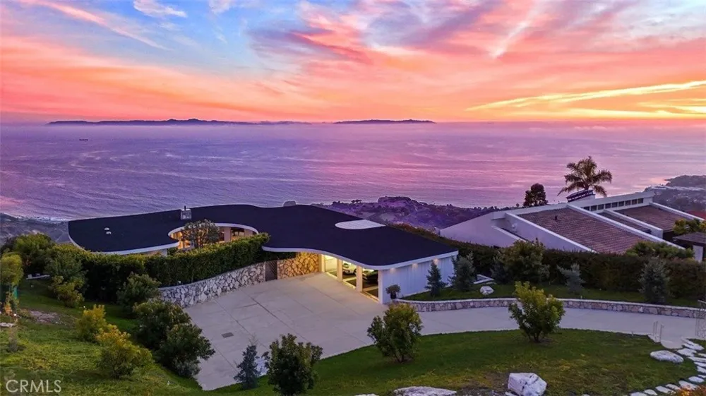43 Oceanaire Drive Rancho Palos Verdes, CA 90275