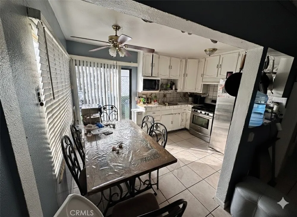 13947 Downey Paramount, CA 90723