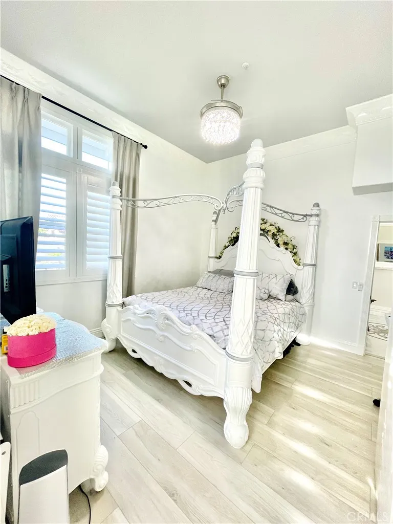 1204 Thoroughbred Norco, CA 92860