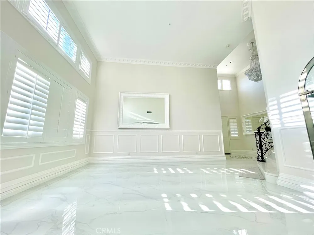 1204 Thoroughbred Norco, CA 92860