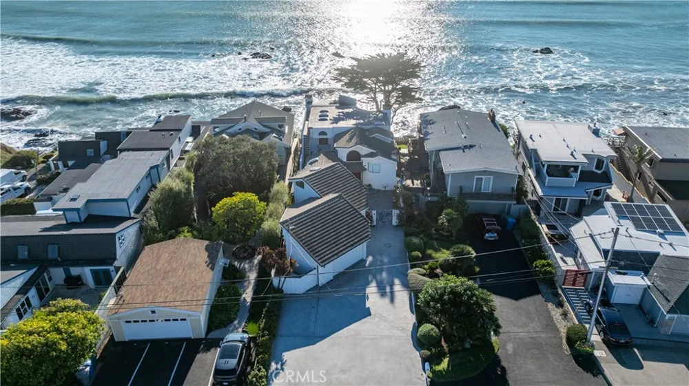 268 Pacific Cayucos, CA 93430