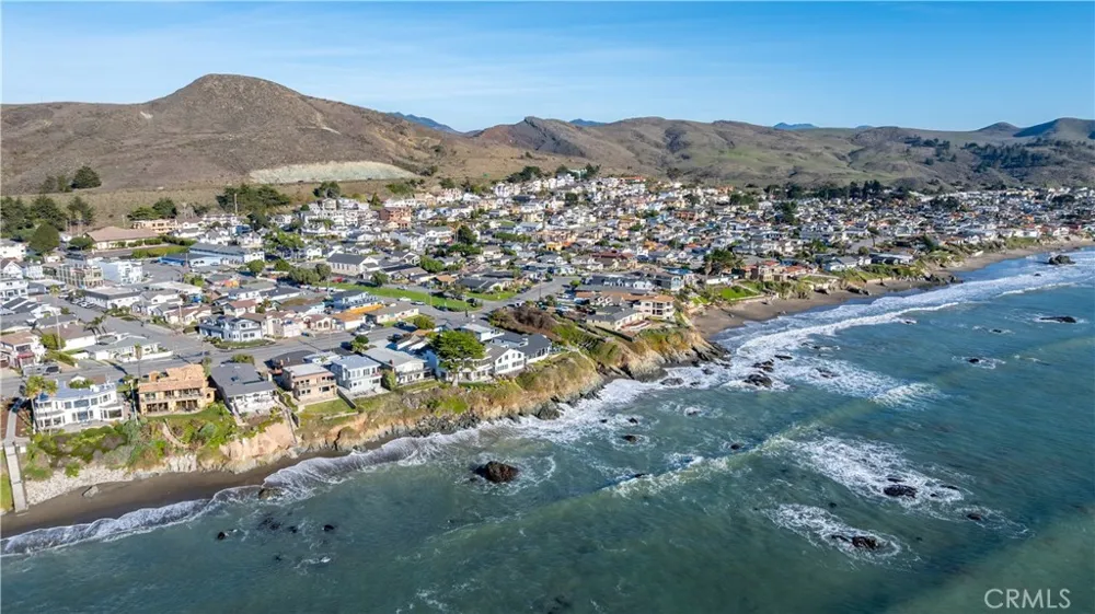 268 Pacific Cayucos, CA 93430