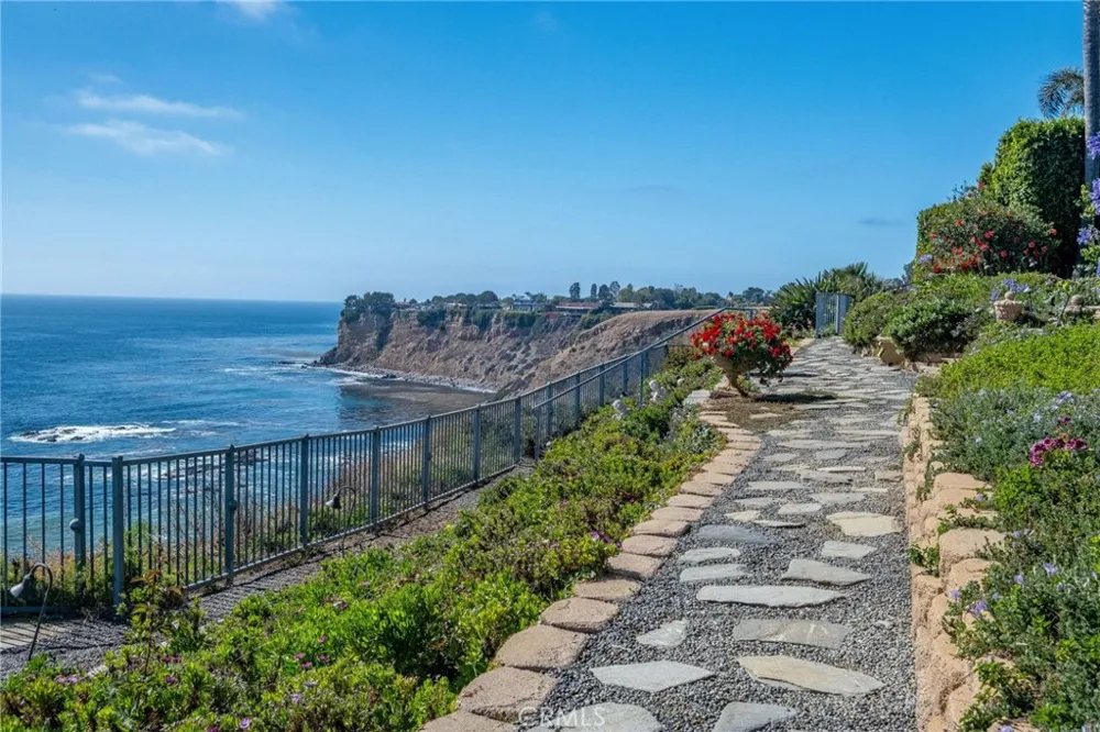 71 Marguerite Rancho Palos Verdes, CA 90275