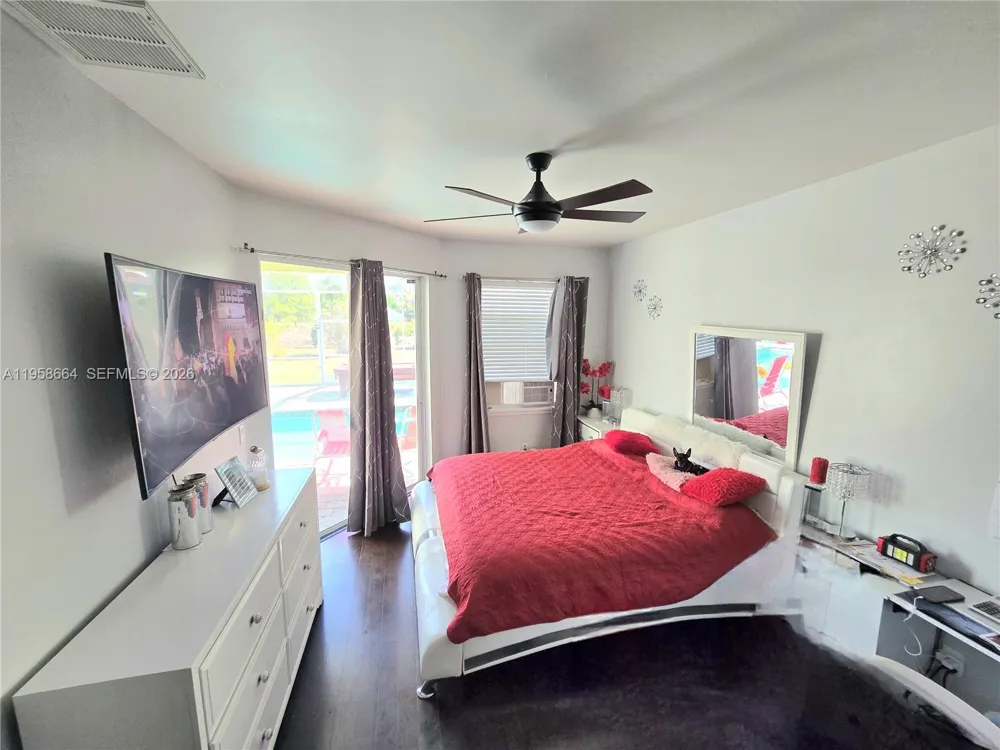 1220 McKinley Lehigh Acres, FL 33972