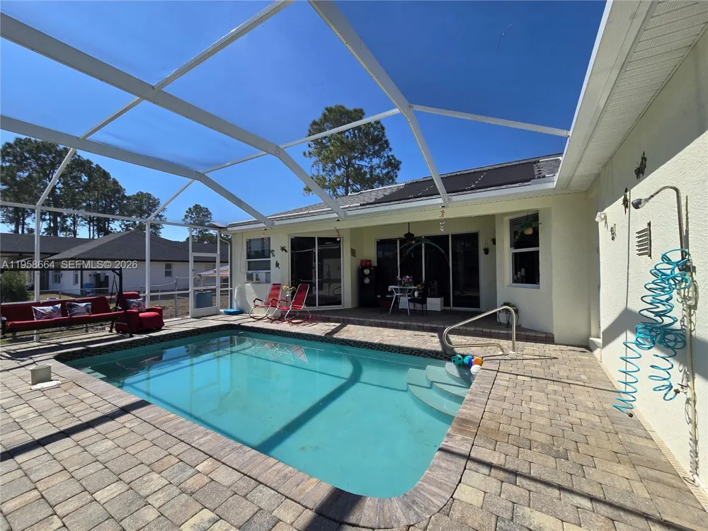 1220 McKinley Lehigh Acres, FL 33972