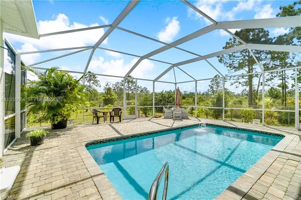 1220 McKinley Lehigh Acres, FL 33972