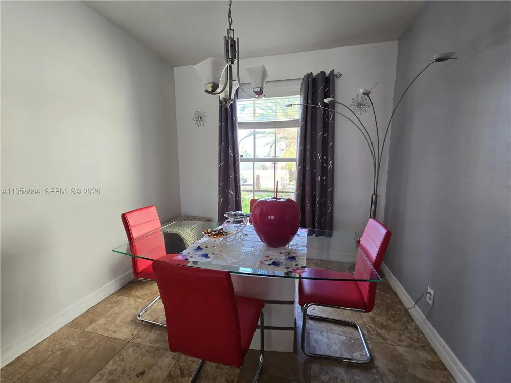 1220 McKinley Lehigh Acres, FL 33972