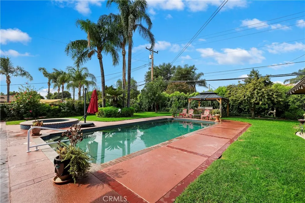 3694 Parkside San Bernardino, CA 92404