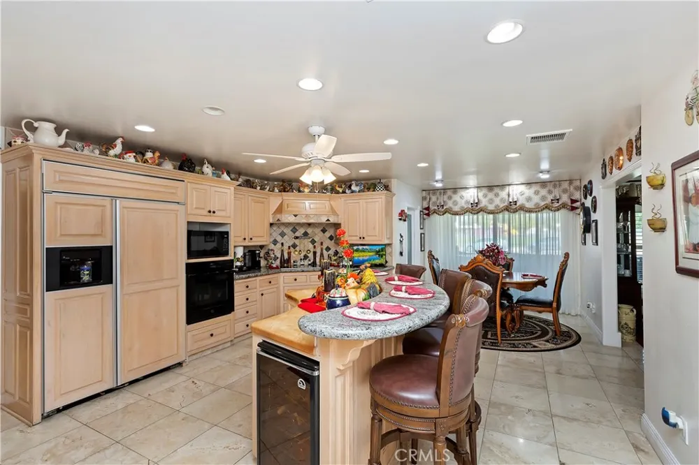 3694 Parkside San Bernardino, CA 92404
