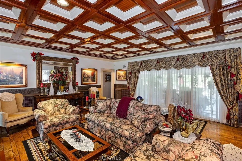 3694 Parkside San Bernardino, CA 92404