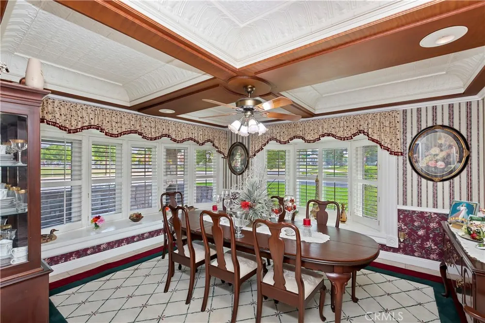 3694 Parkside San Bernardino, CA 92404