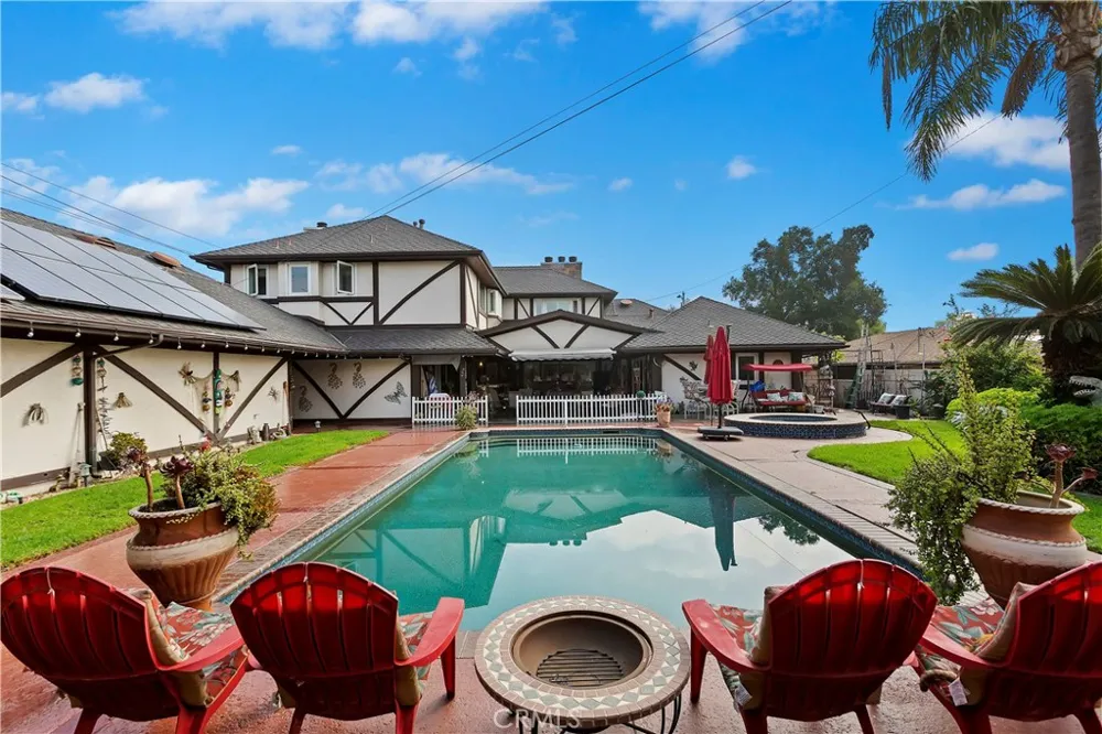 3694 Parkside San Bernardino, CA 92404