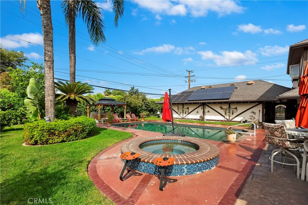3694 Parkside San Bernardino, CA 92404