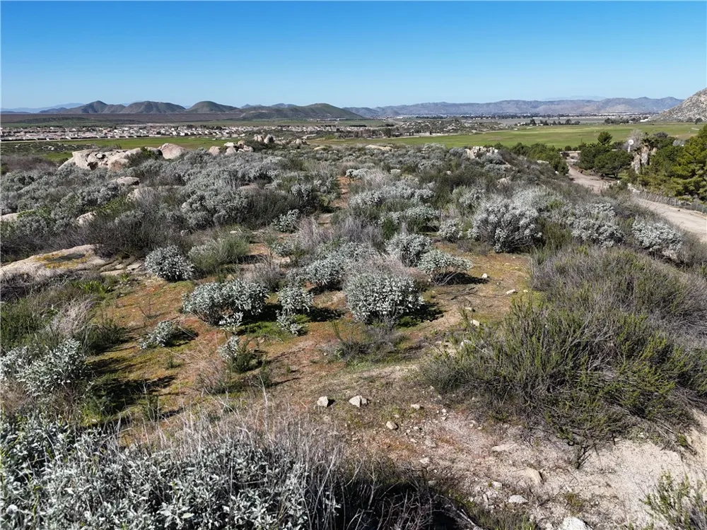 27 Starlight Mesa Drive Hemet, CA 92544
