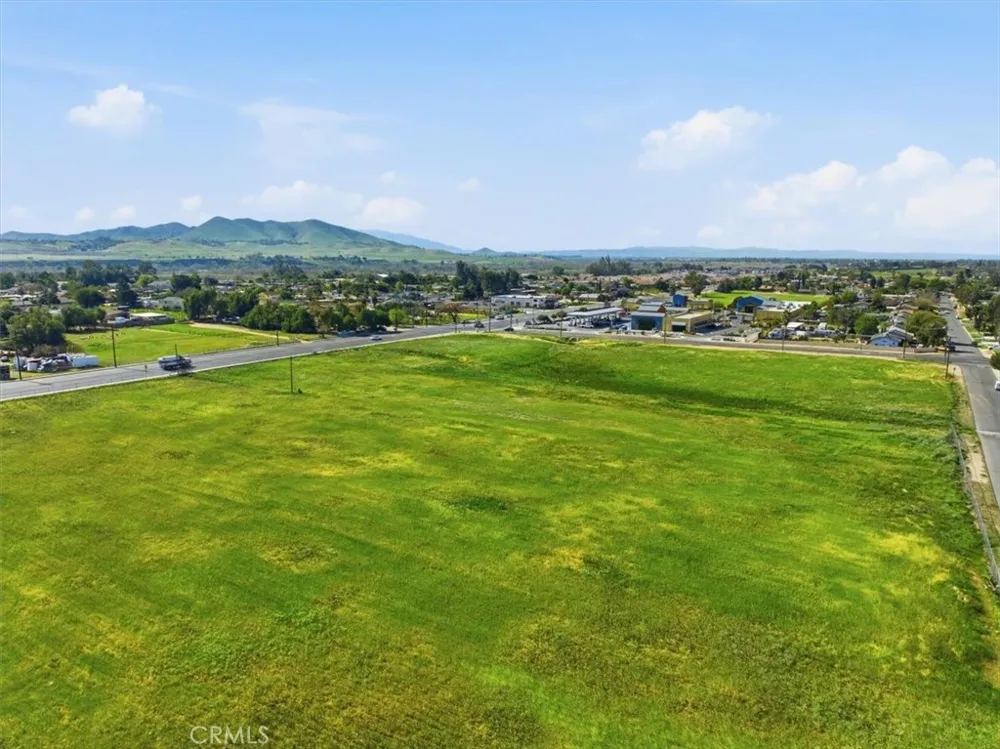 9131 Limonite Jurupa Valley, CA 92509