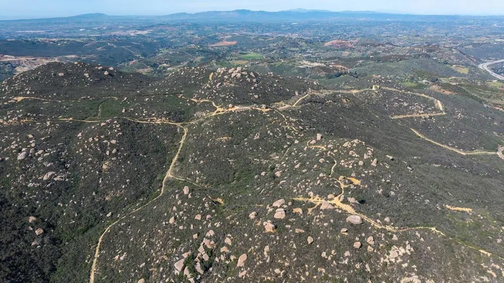 EL FARRA ST Bonsall, CA 92003