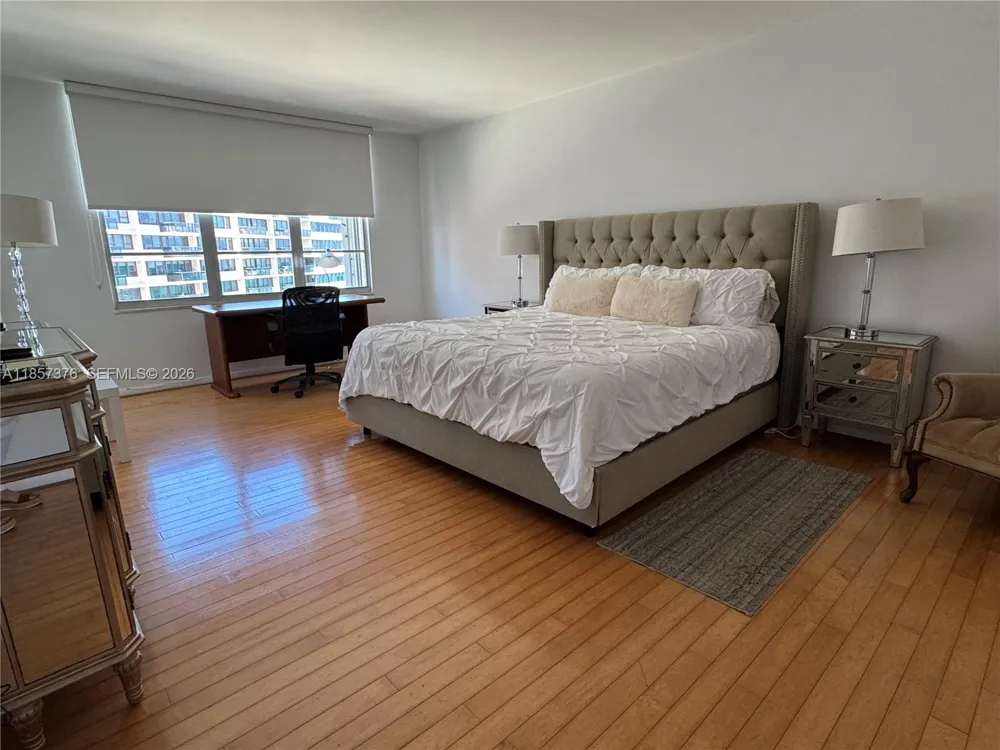 5161 Collins Ave #1104 Miami Beach, FL 33140