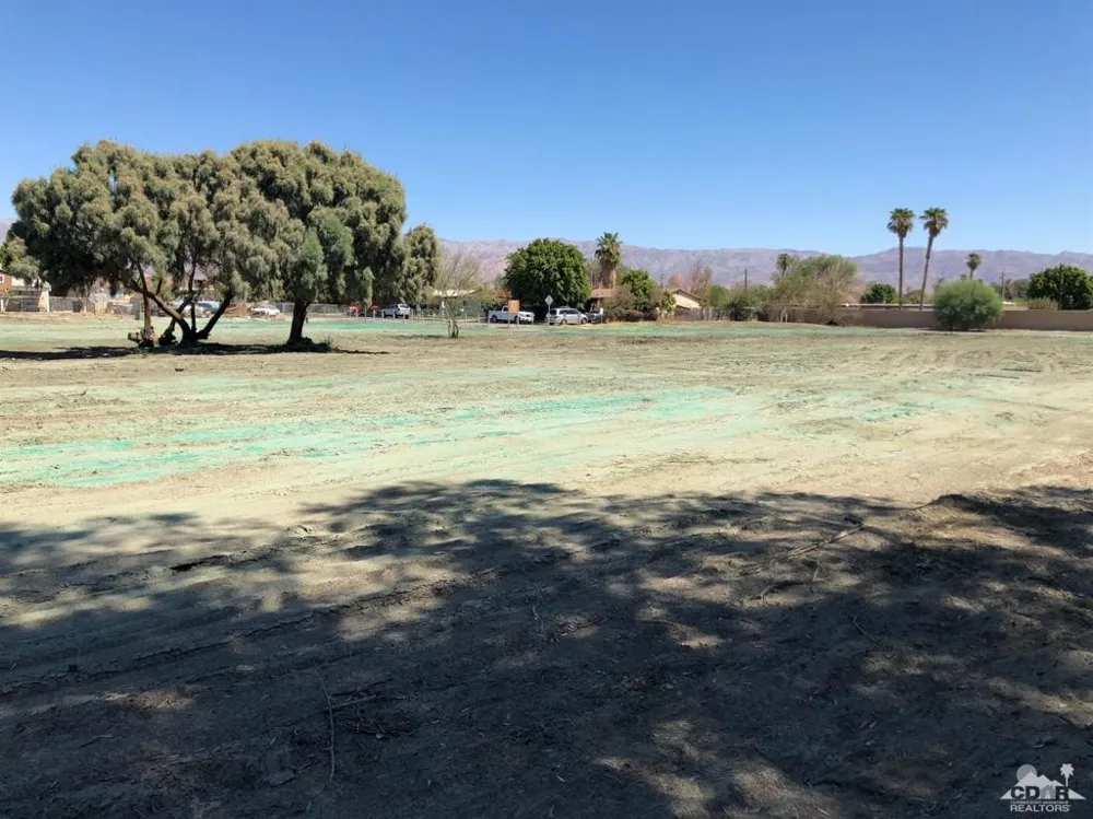 Sandpiper Ave / Bobolink St. Indio, CA 92201