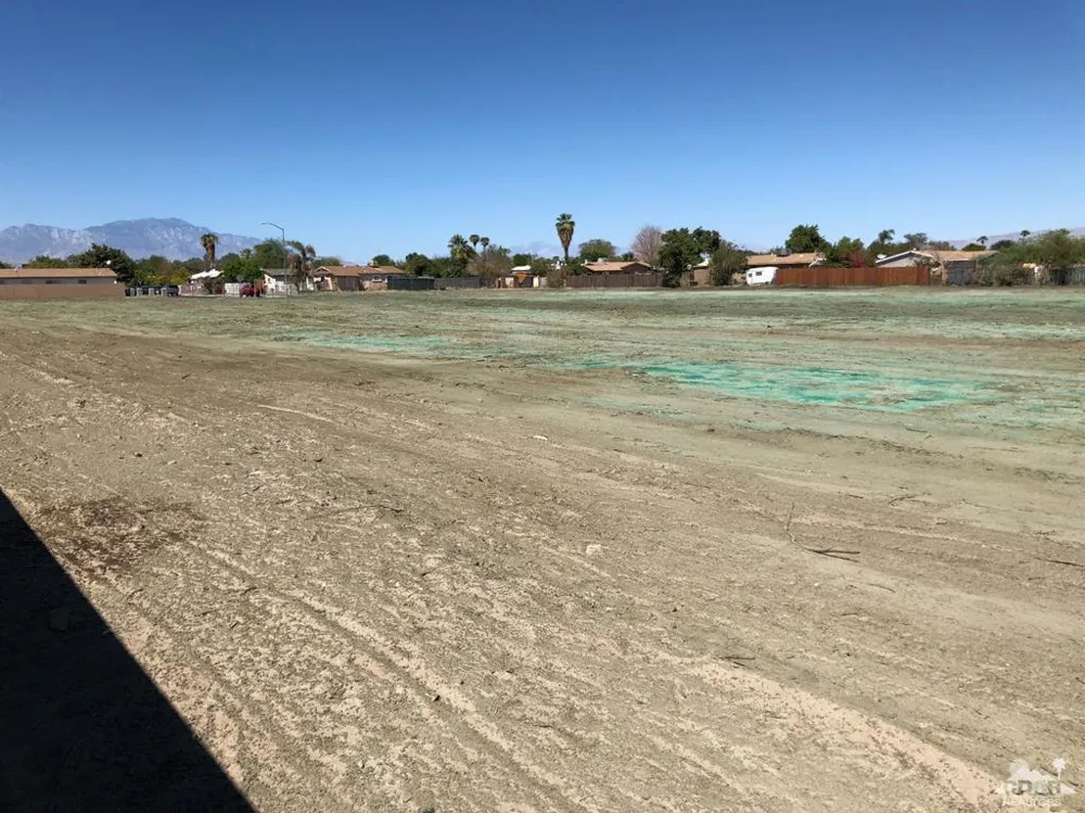 Sandpiper Ave / Bobolink St. Indio, CA 92201