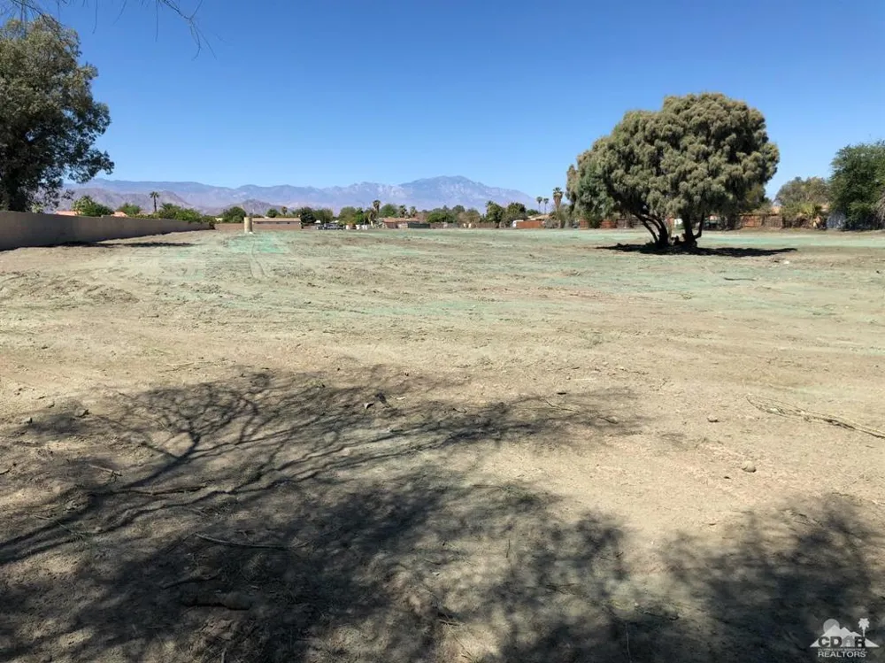 Sandpiper Ave / Bobolink St. Indio, CA 92201