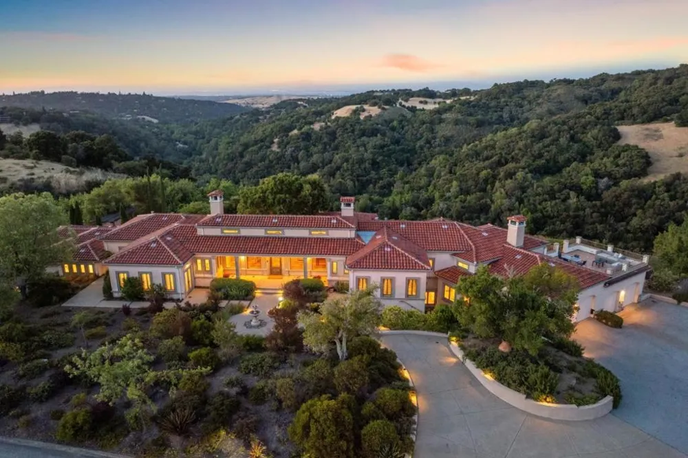 7 Redberry Portola Valley, CA 94028