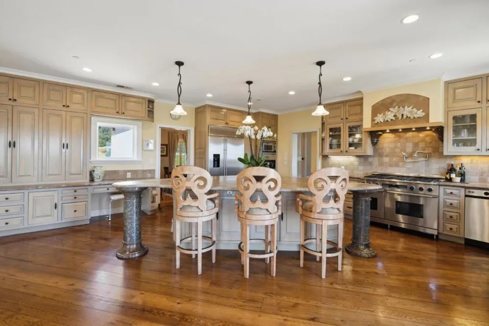 7 Redberry Portola Valley, CA 94028
