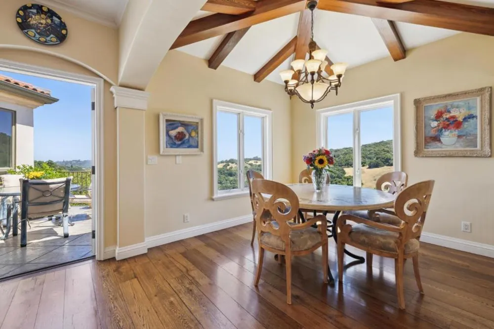 7 Redberry Portola Valley, CA 94028