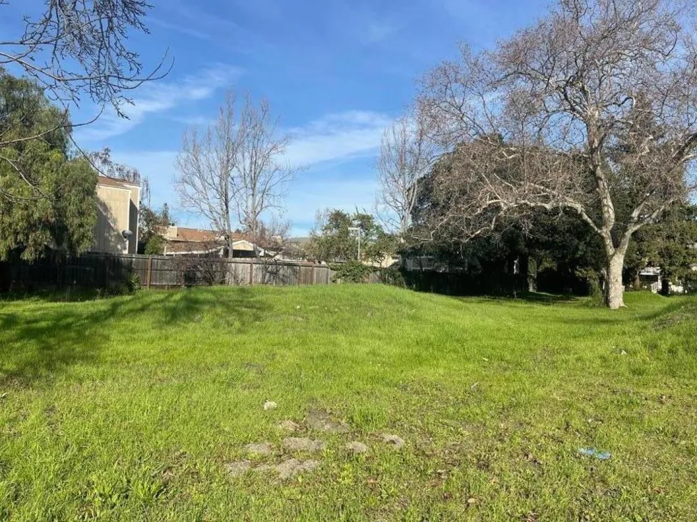 28538 Huntwood Avenue Hayward, CA 94544