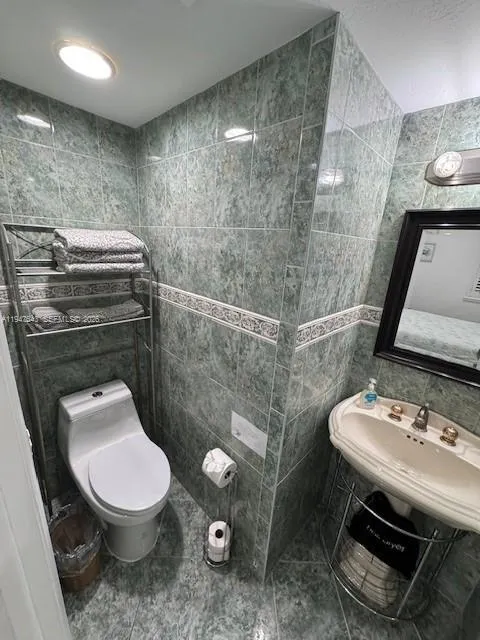 97501 Overseas Hwy #906 Key Largo, FL 33037