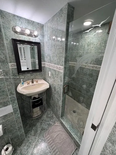 97501 Overseas Hwy #906 Key Largo, FL 33037