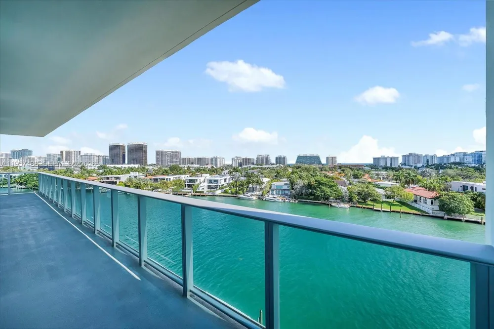 9201 E Bay Harbor #LPH_711 Bay Harbor Islands, FL 33154