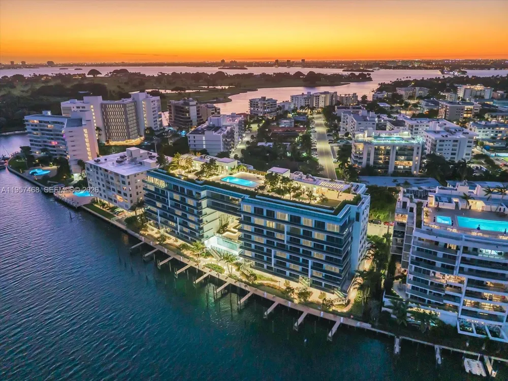 9201 E Bay Harbor #LPH_711 Bay Harbor Islands, FL 33154