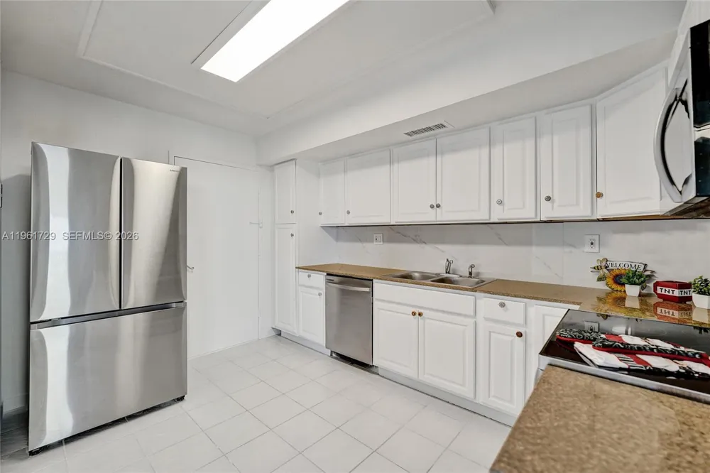 1600 S Ocean Dr #16B Hollywood, FL 33019
