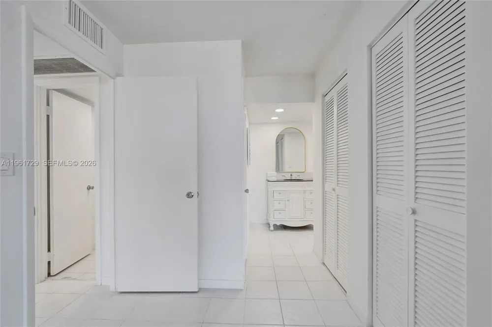 1600 S Ocean Dr #16B Hollywood, FL 33019