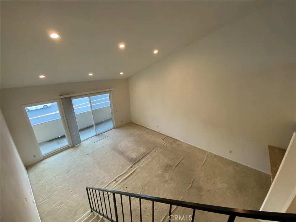15819 Prairie Lawndale, CA 90260