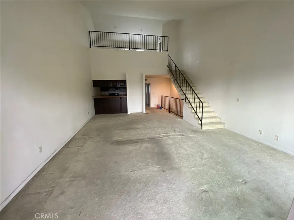 15819 Prairie Lawndale, CA 90260