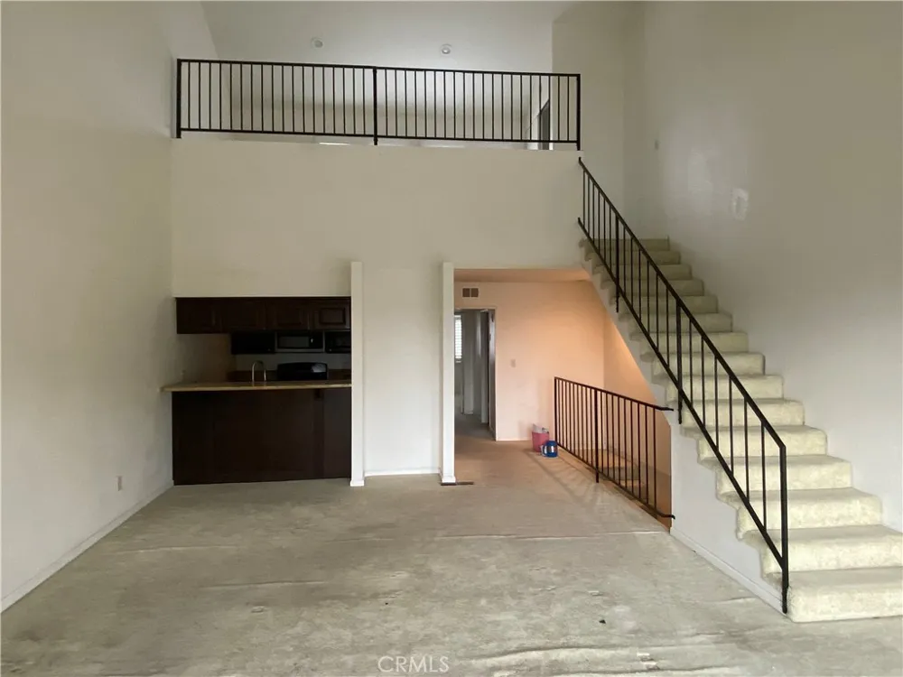 15819 Prairie Lawndale, CA 90260