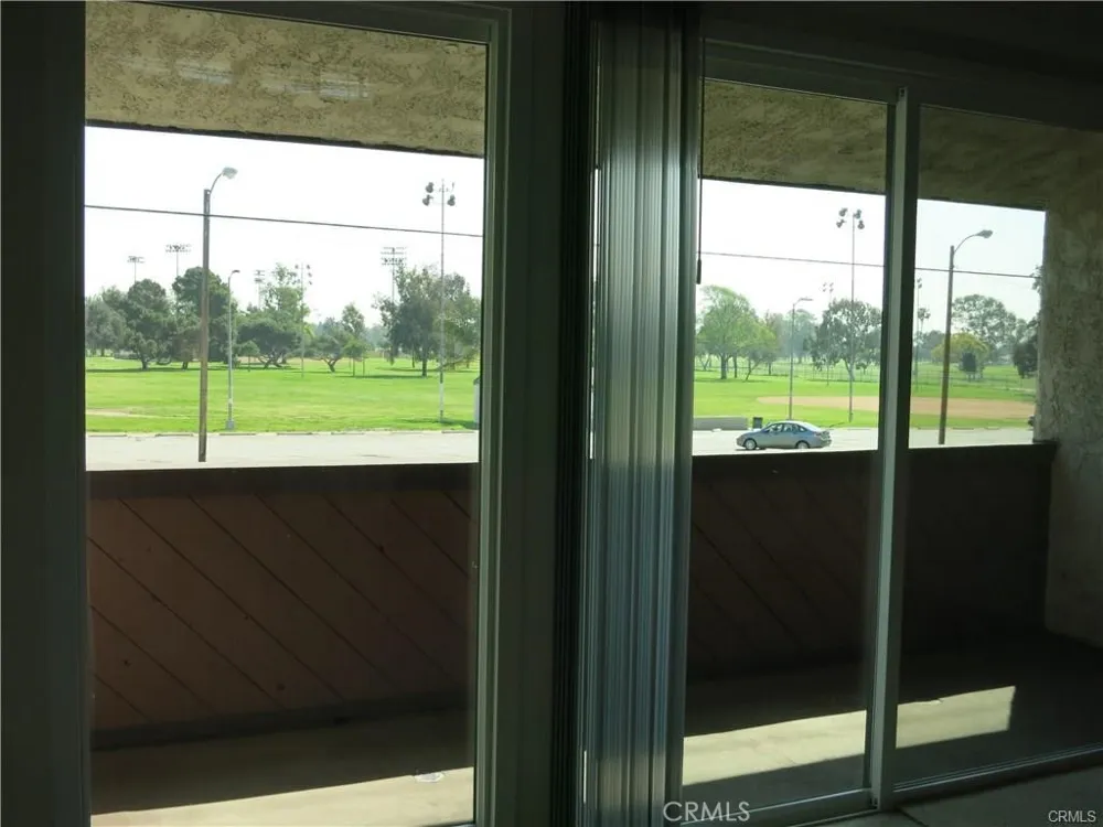 15819 Prairie Lawndale, CA 90260