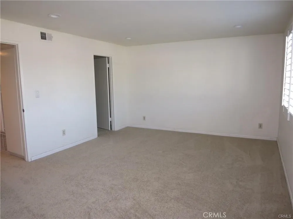 15819 Prairie Lawndale, CA 90260