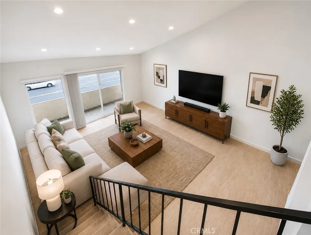 15819 Prairie Lawndale, CA 90260