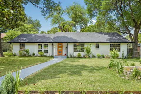 2715 Bonnywood Lane