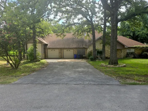 6313 Bettinger Drive