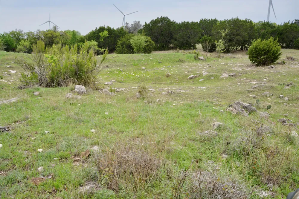 621 E FM 572 Goldthwaite, TX 76844