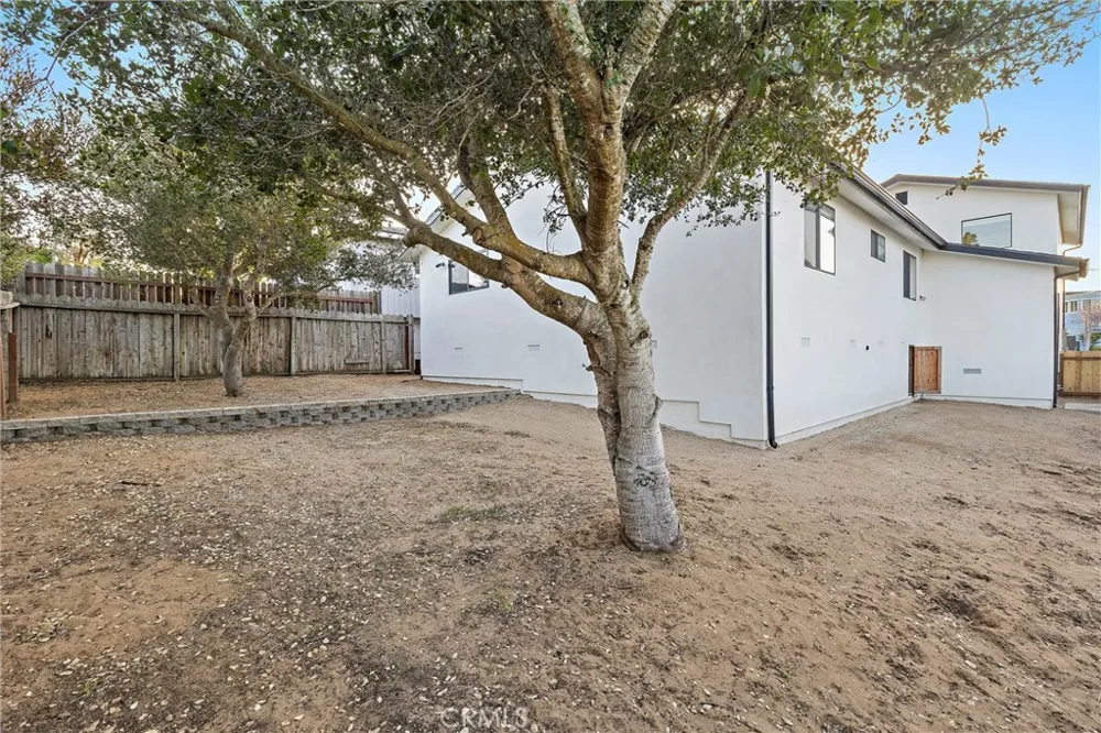 1578 13th Los Osos, CA 93402
