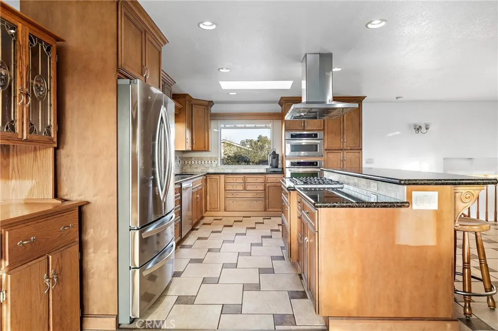 1578 13th Los Osos, CA 93402